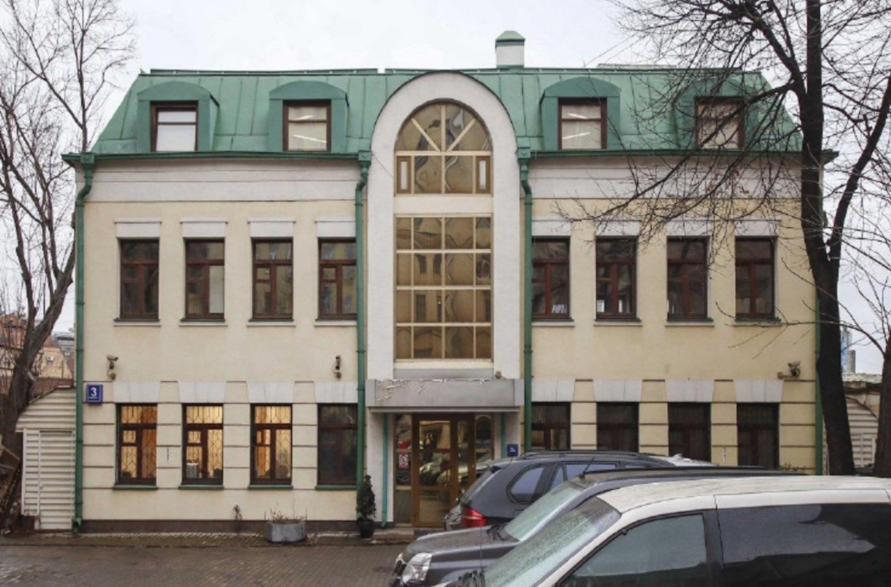 фасад дома, здание по адресу г Москва, ул Казакова, д 3 стр 2